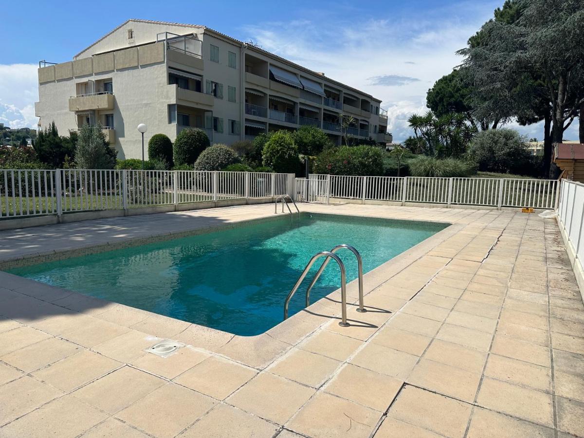 Studio Calme Dernier Etage Antibes Exterior foto